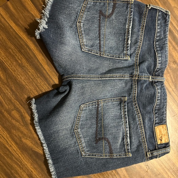 American eagle shorts size 6 - Picture 4 of 5